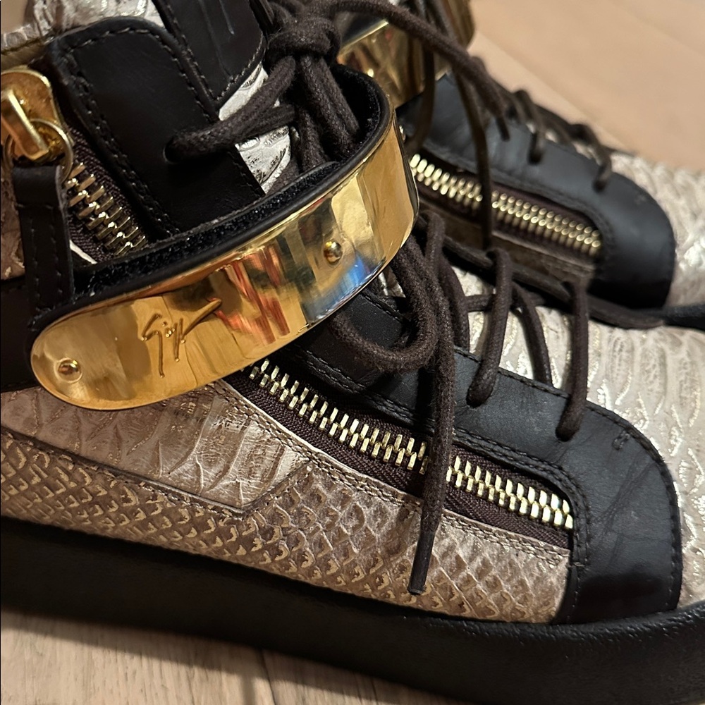 Giuseppe Zanotti python Embossed Trainers! Size 4… - image 4